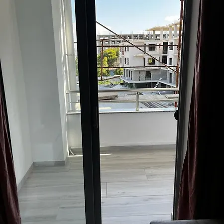 Seaview Golem (Tirana)